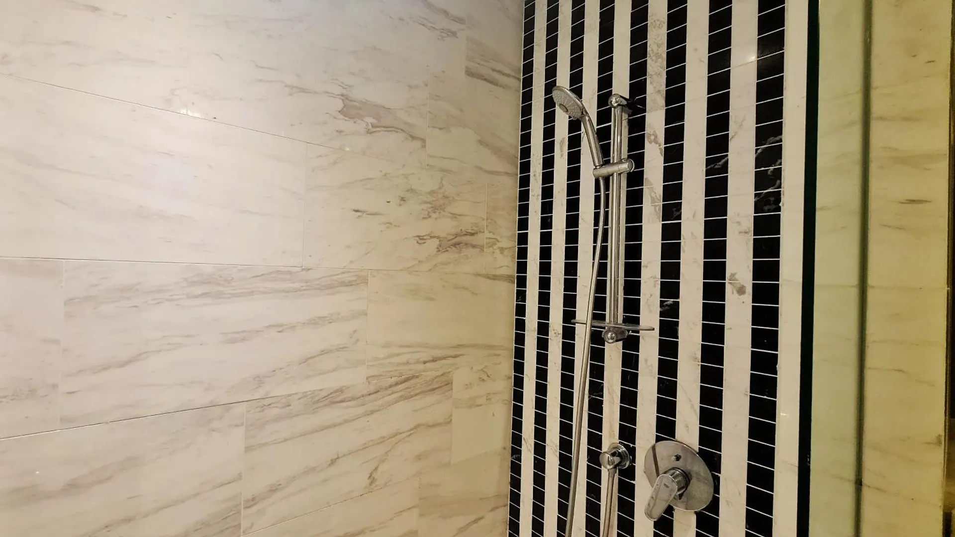 Apartment Moonway Suites At Eaton Klcc Kuala Lumpur