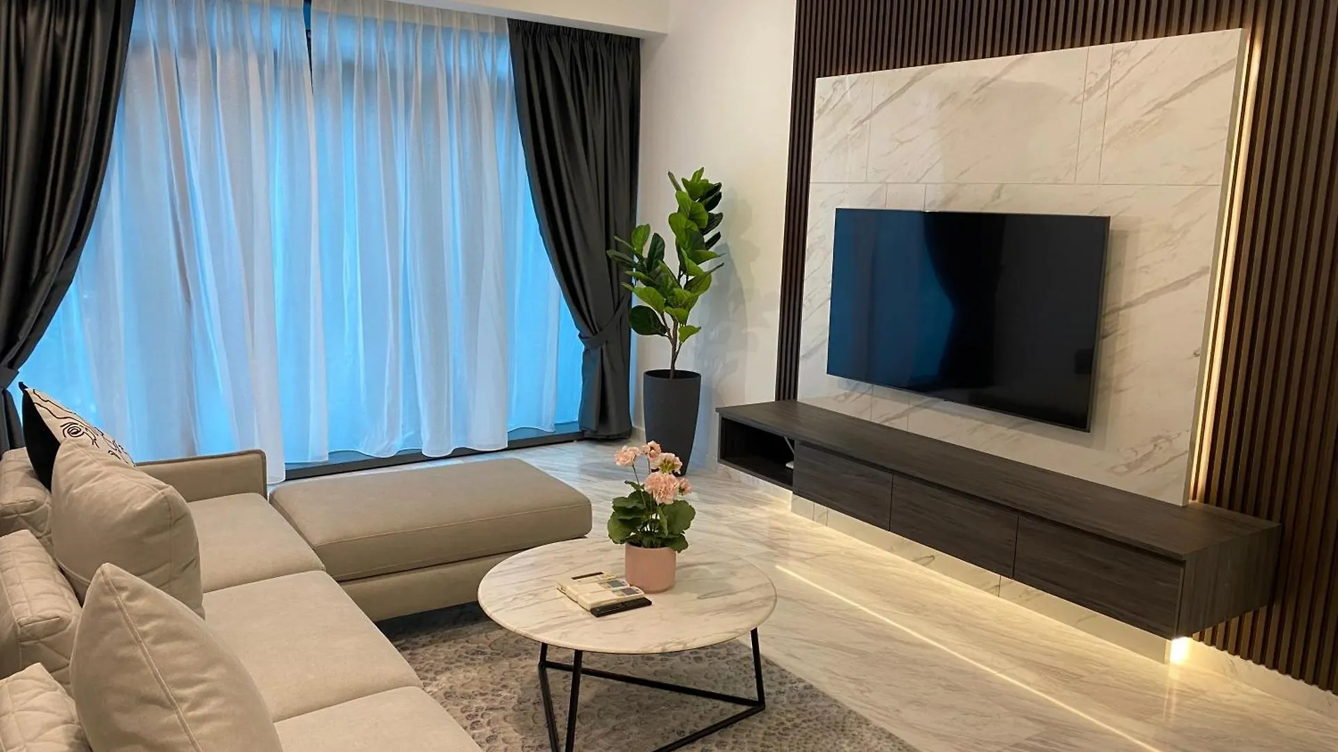 Moonway Suites At Eaton Klcc كوالالمبور شقة