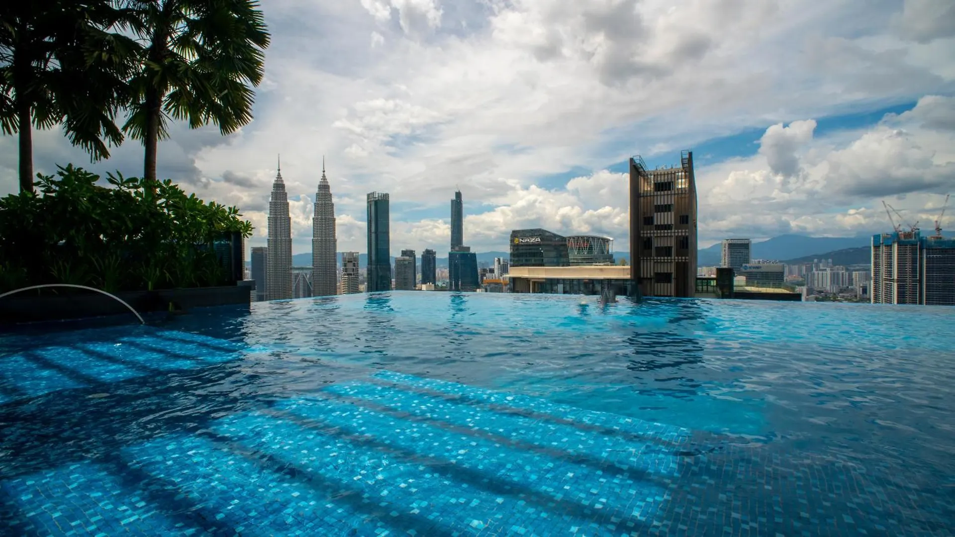Moonway Suites At Eaton Klcc Kuala Lumpur Apartmán